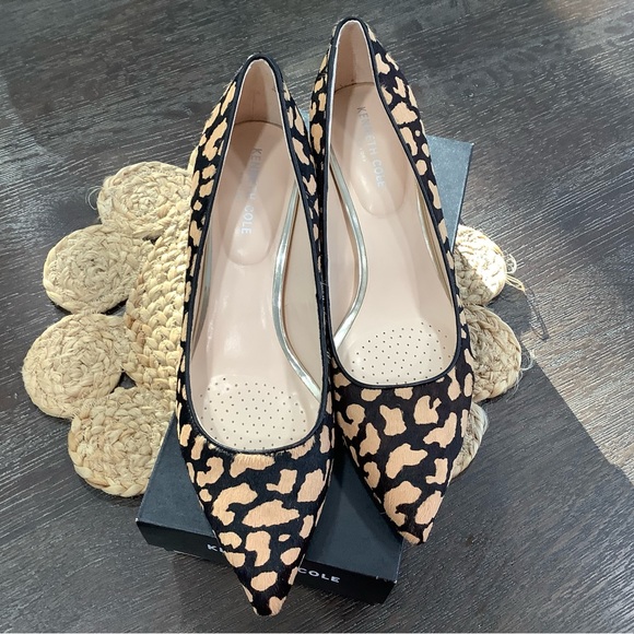 Kenneth Cole Morgan kitten heels - Picture 2 of 4